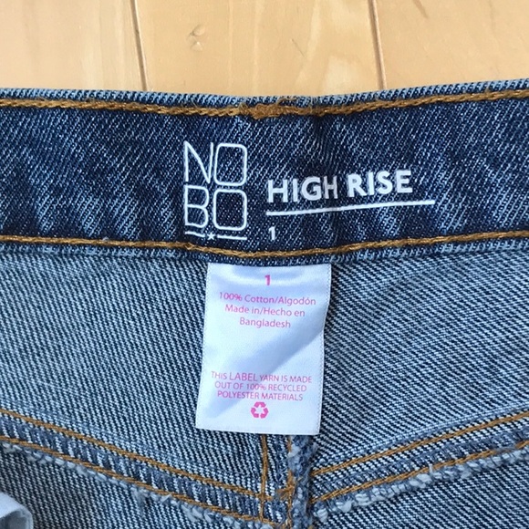 NWOT NOBO short shorts distressed denim w paint splatters - hi rise - size 1 - Picture 4 of 7